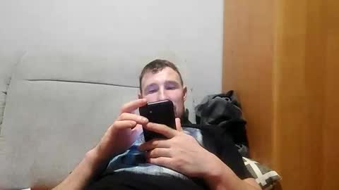 Snapshot of vladumyr chatting on December 21, 7:21 pm vladumyr online show from December 21, 7:21 pm