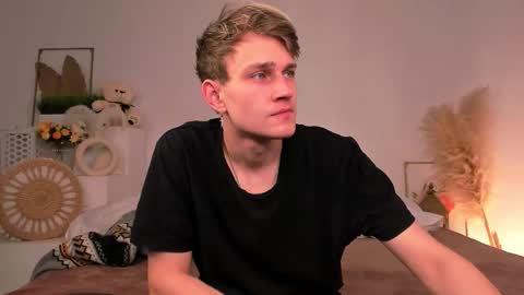 Snapshot of volan_starts chatting on February 27, 12:05 pm Dan online show from February 27, 12:05 pm