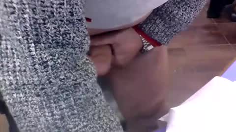 Snapshot of volpi72 chatting on December 3, 7:01 pm volpi72 online show from December 3, 7:01 pm