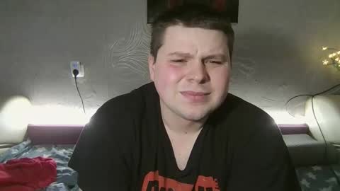 Snapshot of volshebnik_130 chatting on February 25, 3:16 pm Volshebnik1302 online show from February 25, 3:16 pm