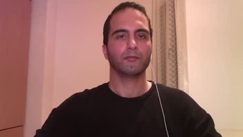 Snapshot of volve5 chatting on February 14, 8:37 pm volve5 online show from February 14, 8:37 pm