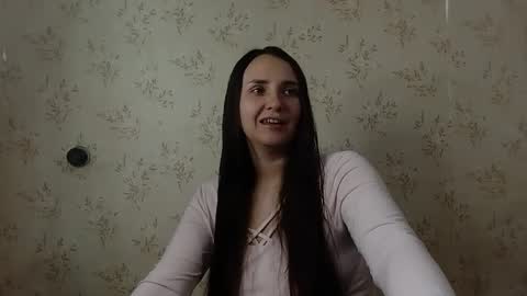 voulezvous_angel online show from March 26, 8:42 am