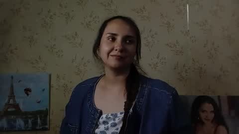 Snapshot of voulezvous_angel chatting on May 4, 6:59 pm voulezvous_angel online show from May 4, 6:59 pm
