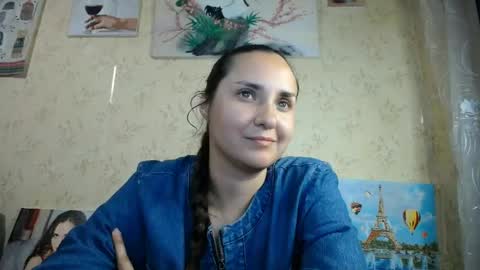 Snapshot of voulezvous_angel chatting on May 30, 5:10 pm voulezvous_angel online show from May 30, 5:10 pm