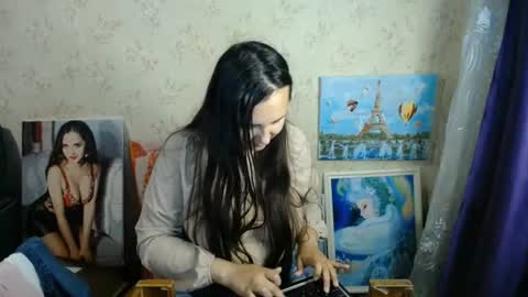 voulezvous_angel online show from June 22, 5:10 pm