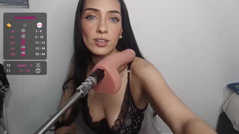 vsantini_ online show from September 22, 10:12 pm