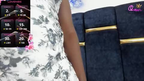 Snapshot of vskayper chatting on April 19, 12:15 pm skay online show from April 19, 12:15 pm