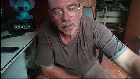 oscar online show from September 13, 2:06 pm