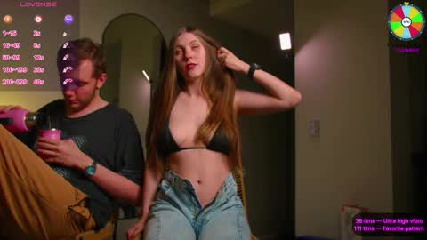 Eva and Franklin online show from November 12, 5:57 pm