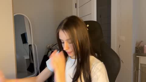 Arina online show from March 21, 9:25 am