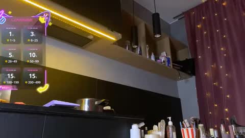 Snapshot of vynila chatting on November 9, 10:41 pm ILONA A week goal new laptop online show from November 9, 10:41 pm