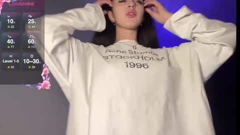 Alice  Before pvt write to me in PM  online show from February 9, 10:03 pm