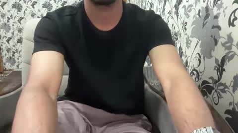 boy1 online show from May 26, 2:35 pm