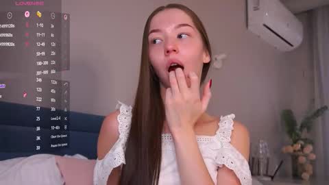 Snapshot of waki_fuckie chatting on November 3, 4:36 am Lina online show from November 3, 4:36 am