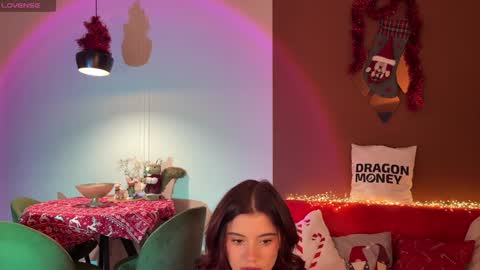 Snapshot of waki_lucky chatting on January 1, 1:59 pm Mia online show from January 1, 1:59 pm