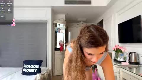 Snapshot of waki_lucky chatting on November 2, 7:22 am Mia online show from November 2, 7:22 am