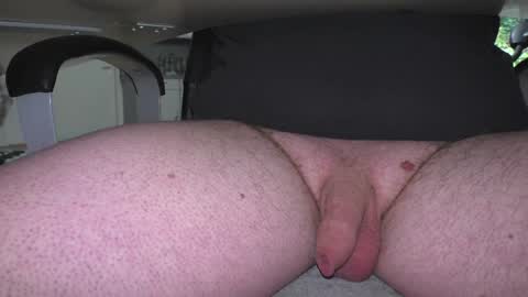 Snapshot of waldw123 chatting on February 13, 11:28 am Yarlim online show from February 13, 11:28 am