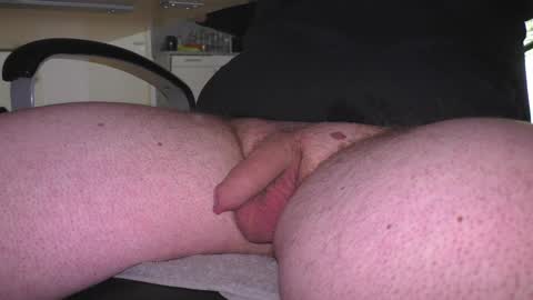 Snapshot of waldw123 chatting on February 22, 11:24 am Yarlim online show from February 22, 11:24 am