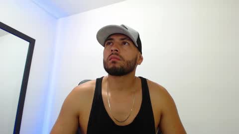 Snapshot of walter_brownn01 chatting on January 20, 4:01 pm WALTER BROWN online show from January 20, 4:01 pm