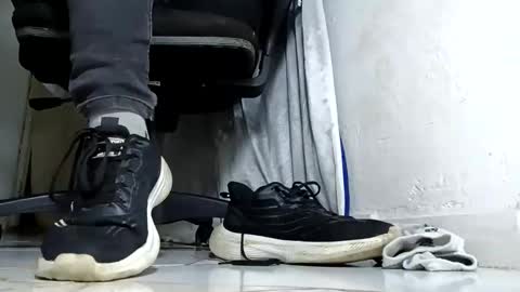 WaltherFeet  online show from April 16, 2:51 pm