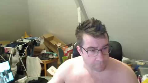 wammes online show from April 4, 1:26 am