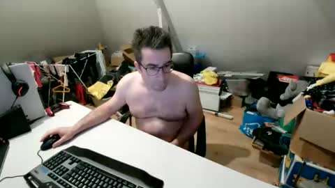 wammes online show from April 9, 9:42 pm