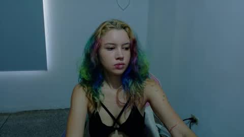 Wanda online show from February 5, 12:10 pm