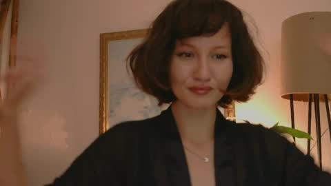 Miya online show from April 18, 1:53 am