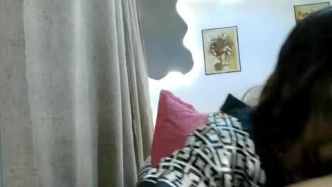 wangi_wangi online show from March 29, 5:35 pm