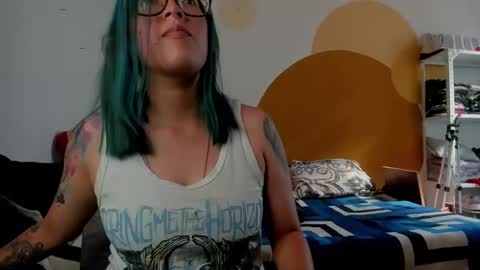 Waningrose  Lu online show from December 11, 7:14 pm