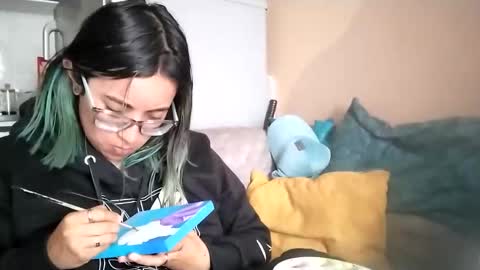 Waningrose  Lu online show from November 6, 2:40 pm