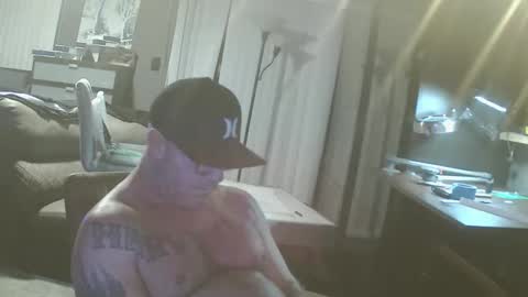 inittogetitin online show from December 18, 9:37 am