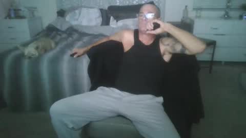 Snapshot of wantmymantofukme chatting on October 3, 4:31 am wantmymantofukme online show from October 3, 4:31 am