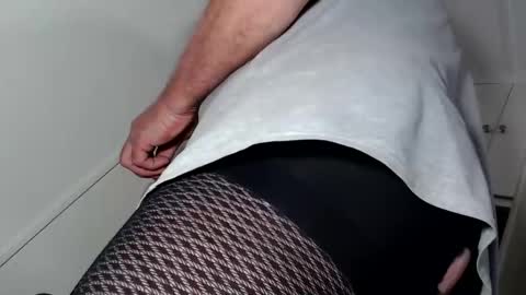 Snapshot of wantsum2night chatting on December 28, 8:05 am wants online show from December 28, 8:05 am