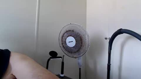 Snapshot of wantsum2night chatting on January 5, 12:52 am wants online show from January 5, 12:52 am