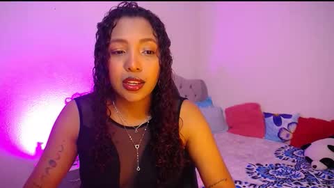 EMILY online show from January 11, 11:43 pm