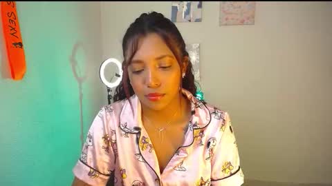 EMILY online show from January 17, 6:07 am