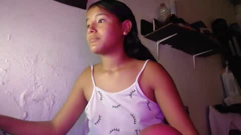 Snapshot of washbag14 chatting on February 5, 3:27 pm washbag14 online show from February 5, 3:27 pm