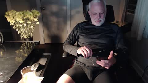 wasted_daze_ online show from February 4, 3:01 am