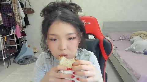 Snapshot of wastforu chatting on November 20, 8:14 am wastforu online show from November 20, 8:14 am