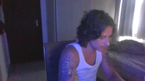 wave_boyy online show from March 26, 1:49 pm