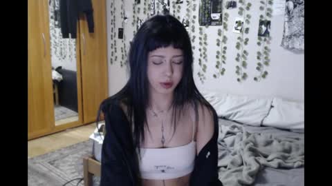 Mina online show from April 17, 6:00 pm