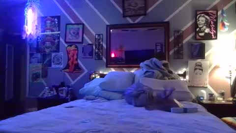 Snapshot of we_r_freaks chatting on February 28, 8:04 am we_r_freaks online show from February 28, 8:04 am