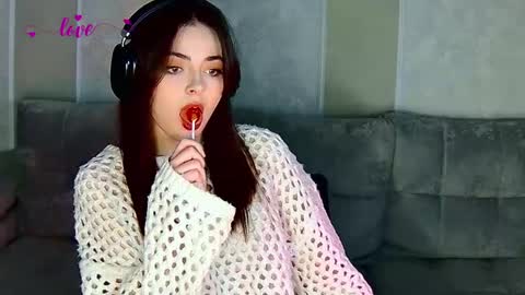 Alice online show from February 28, 5:15 pm