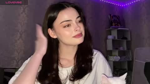 Alice online show from May 2, 1:16 pm