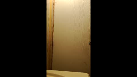 Snapshot of web27dick27 chatting on January 17, 2:27 am web27dick27 online show from January 17, 2:27 am