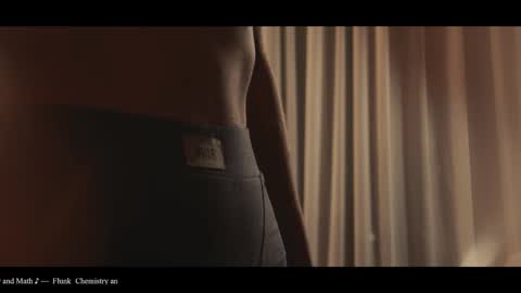 Coraline online show from November 3, 6:31 pm