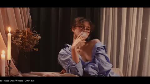 Snapshot of webcora chatting on January 7, 5:37 pm Coraline online show from January 7, 5:37 pm