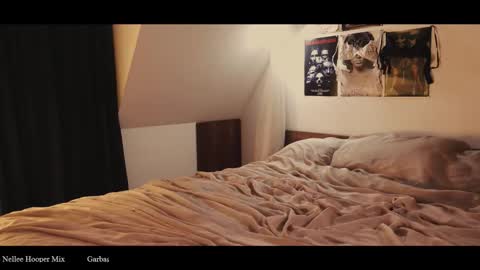 Snapshot of webcora chatting on February 24, 5:44 pm Coraline online show from February 24, 5:44 pm