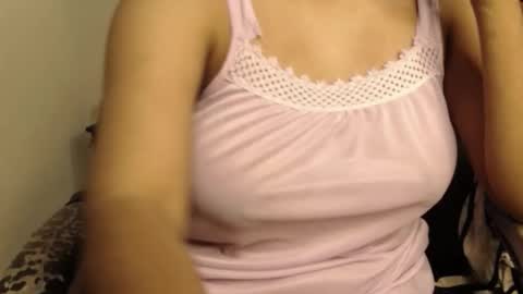 Snapshot of webshowxxx chatting on November 18, 10:36 pm mina online show from November 18, 10:36 pm